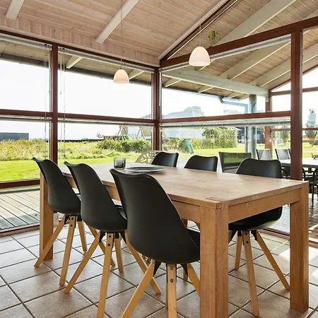 7 Person In Holiday home Sjolund