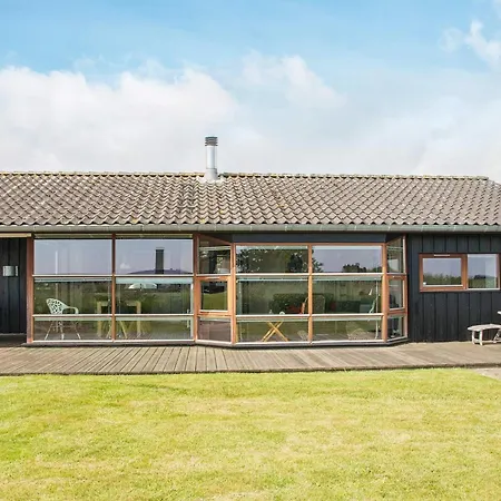 7 Person In Holiday home Sjolund
